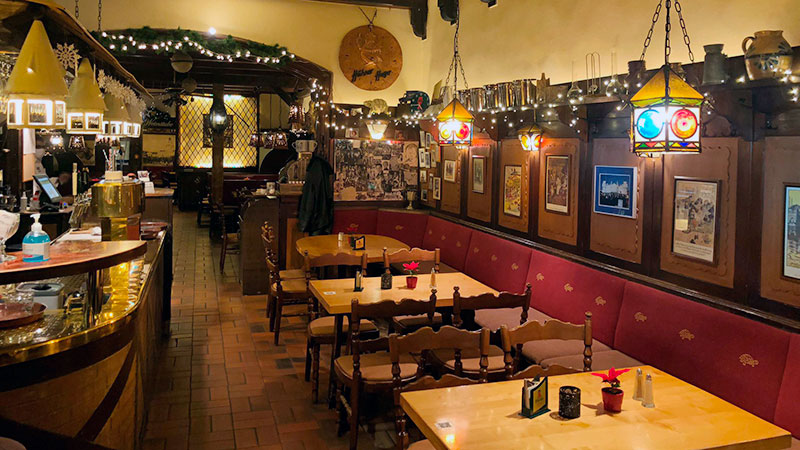 Bilde fra restaurant Schildkr�te i Berlin med sin rustikke stil