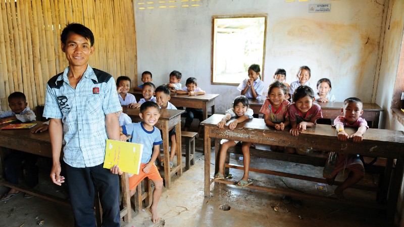 l�rer med elver langs elven