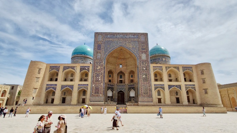 Mire-e-Arab Madrash i Bukhara
