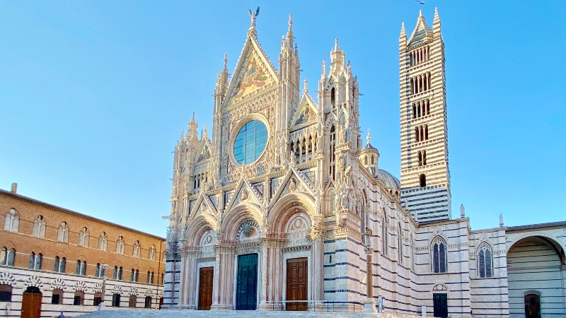 Den imponerende katedralen Duomo di Siena