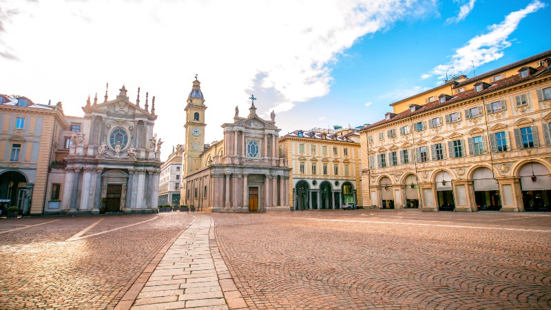 Brosteinstorg i Torino