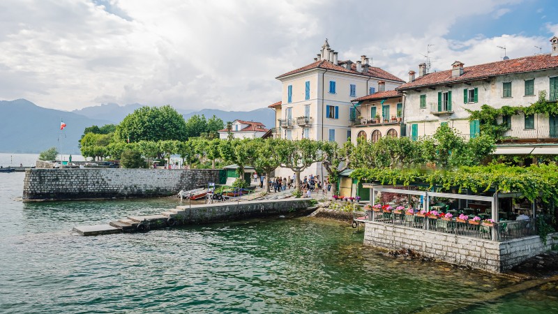 sj�, hus og restauranter