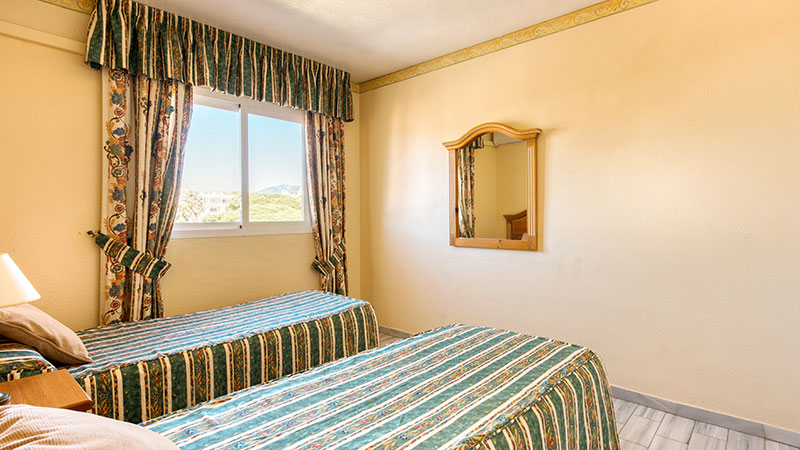 To enkeltsenger p� soverommet