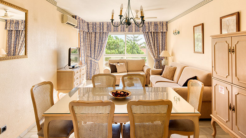 �pen l�sning mellom stue og spisestue